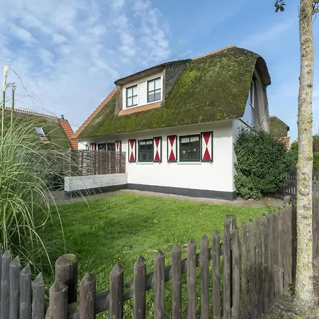 Spacious With Garden *