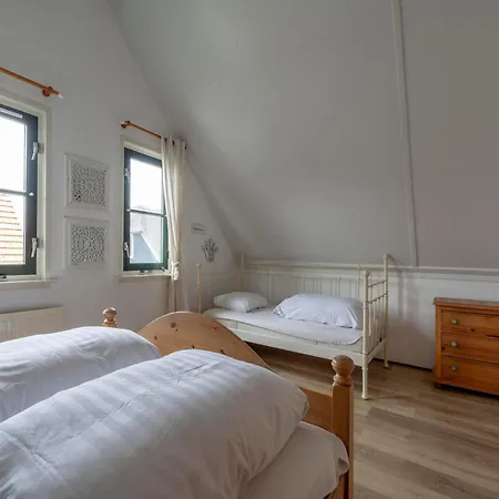 In Near The * Каллантсог